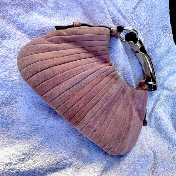 Yves Saint Laurent Tom Ford Collection Pleated Suede Bag - Picture 12 of 13